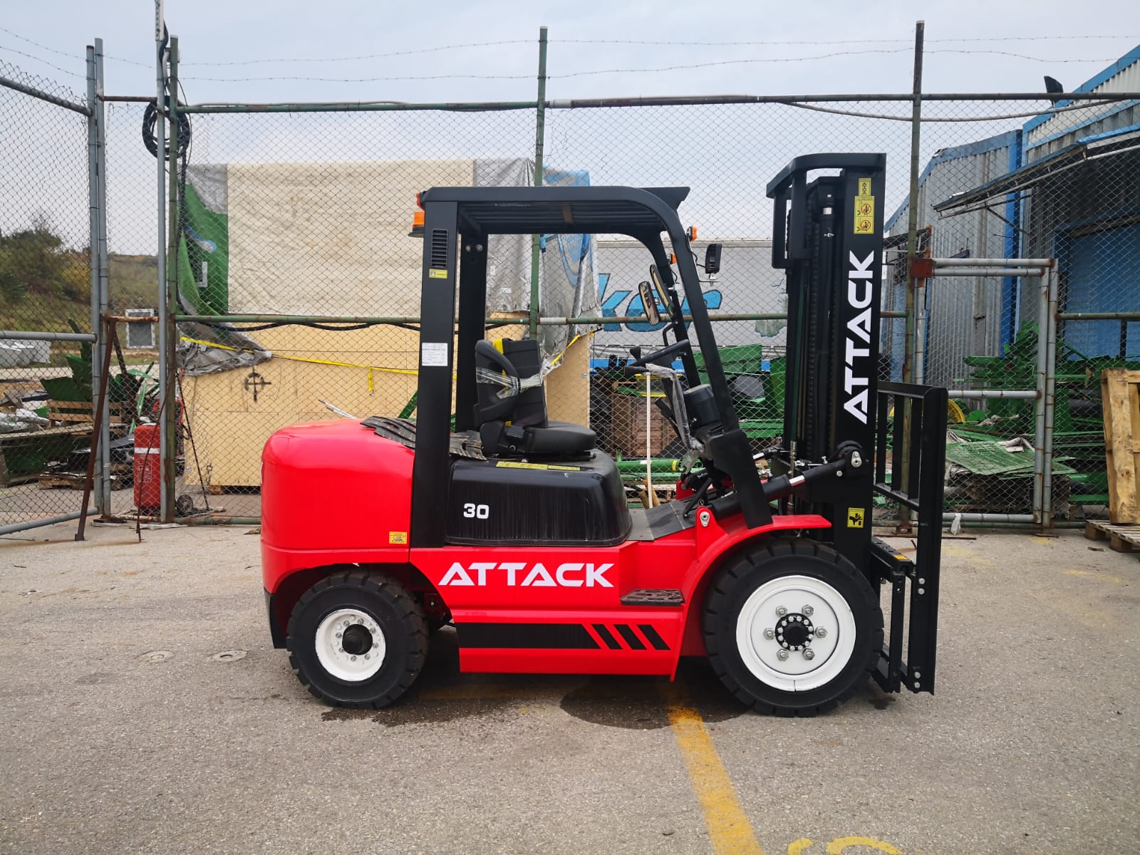 Attack Forklift